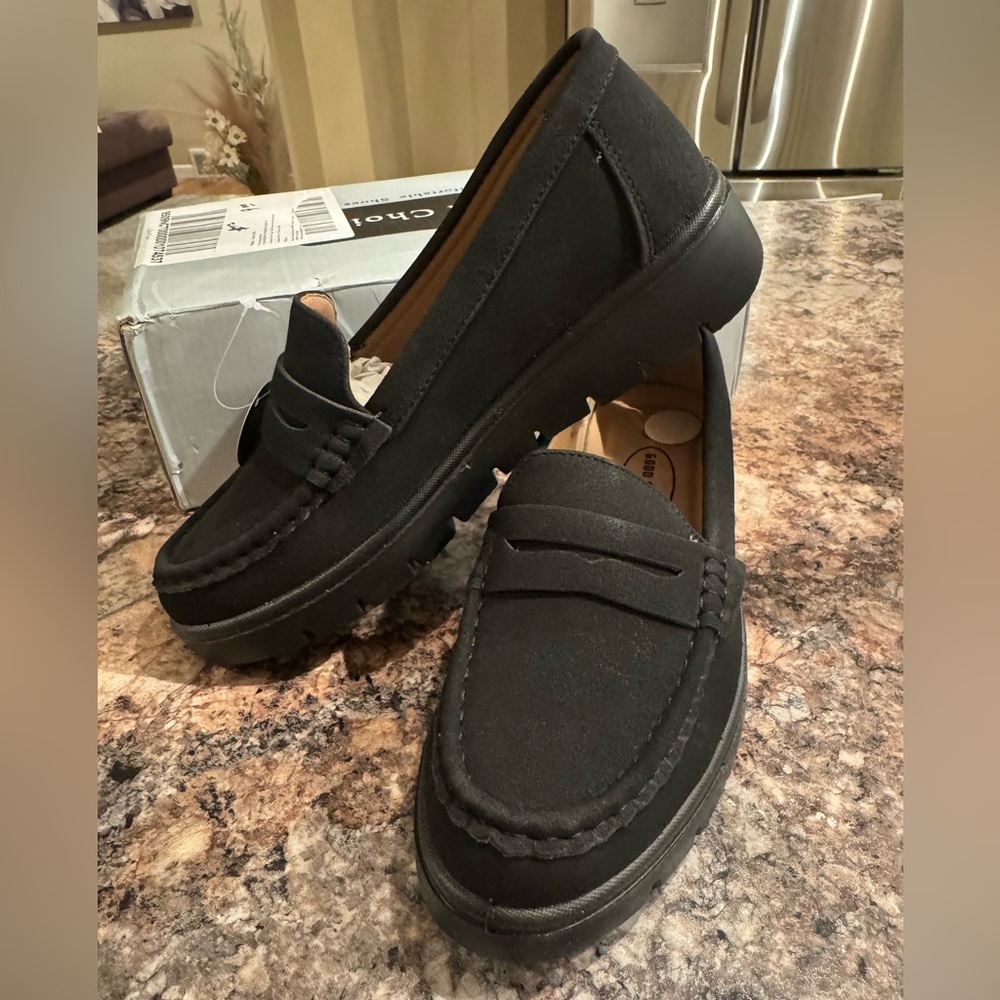 Durable Black Sole Loafers